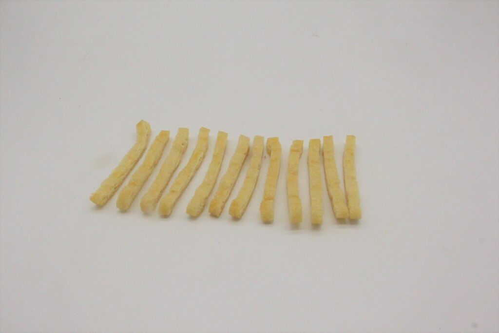 油揚げ5mmカットの様子です